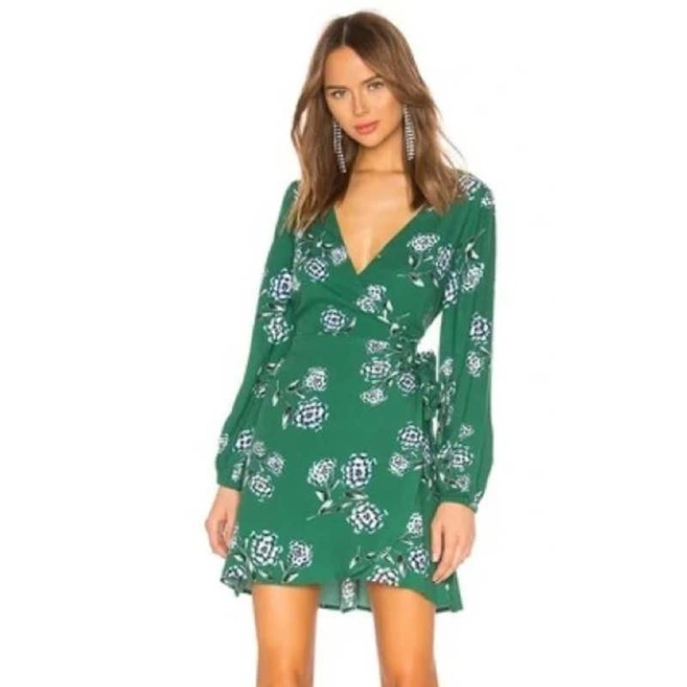 Cupcakes and Cashmere NWT Green Floral Faux Wrap- Size 0
